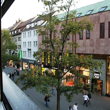 Central Apartment Nuernberg Екстер'єр фото