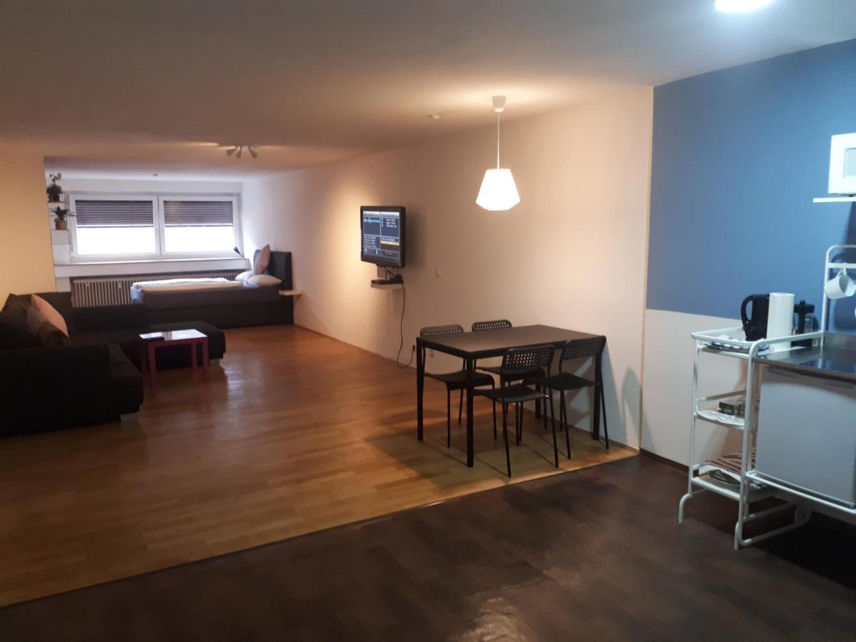 Central Apartment Nuernberg Екстер'єр фото