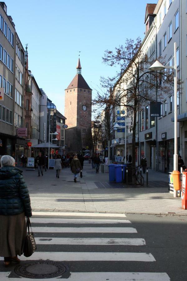 Central Apartment Nuernberg Екстер'єр фото