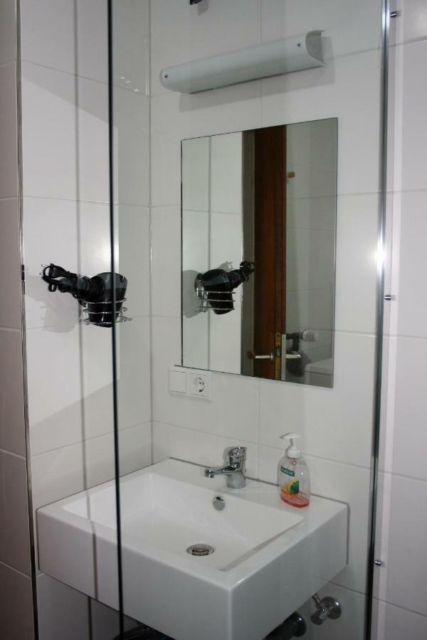 Central Apartment Nuernberg Екстер'єр фото
